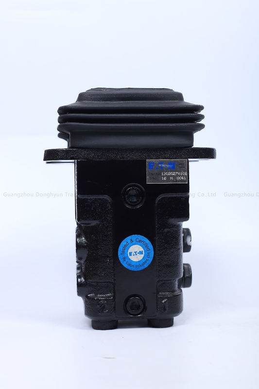 Doosan Black  Foot Pedal Valve for Excavator Components Easy To Use