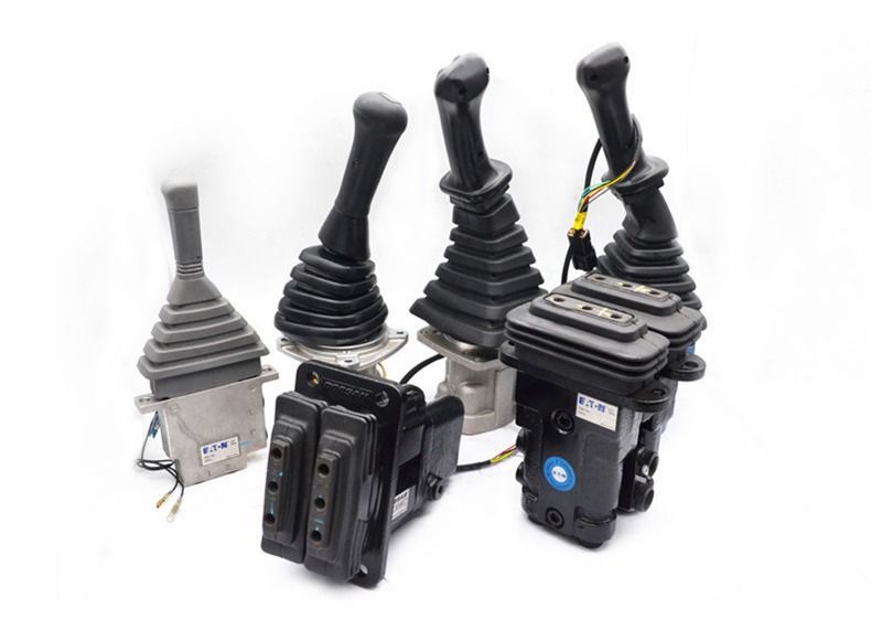 Doosan   Digger Machinery Excavator Spare Parts Pilot Joystick With 3 Buttons For Mini Large Excavator